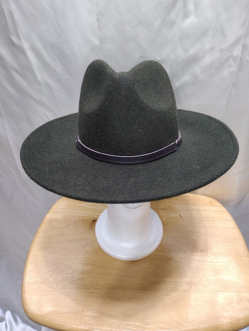 Barbour Women’s Felted Wool Hat in Olive Green, Size Medium